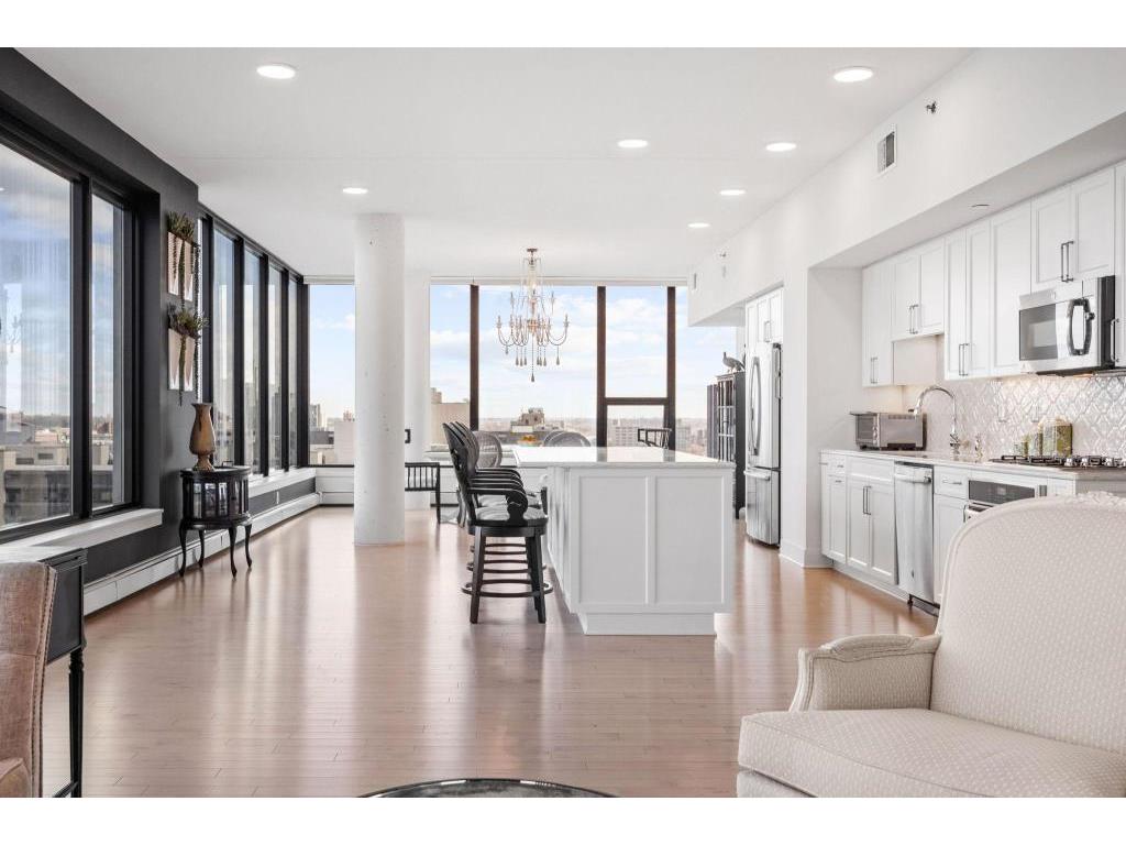 740 Portland Ave #1201 Minneapolis MN 55415 7063947 image5