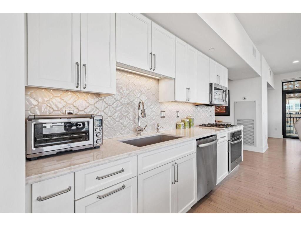 740 Portland Ave #1201 Minneapolis MN 55415 7063947 image9
