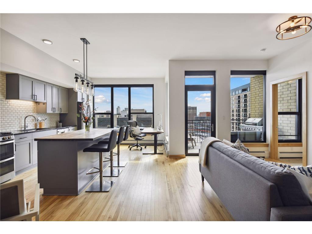 740 Portland Avenue #1002 Minneapolis MN 55415 6337983 image1