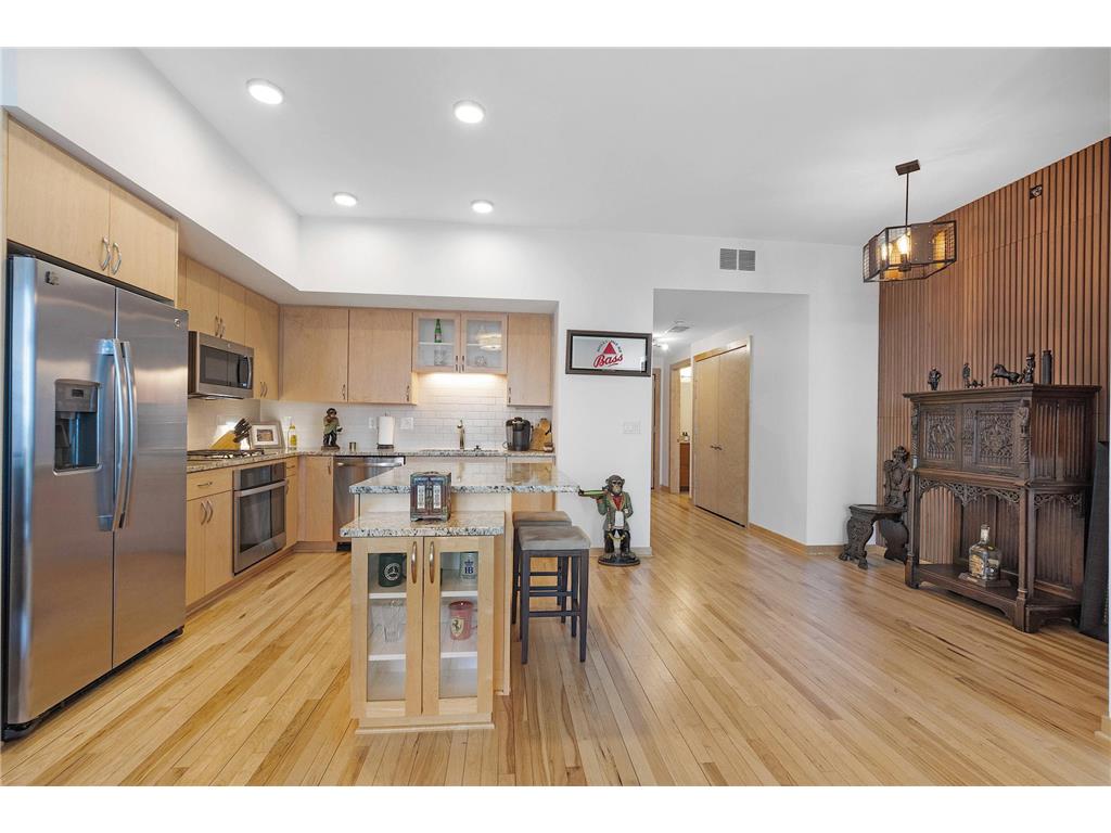 740 Portland Avenue #1005 Minneapolis MN 55415 6824089 image7