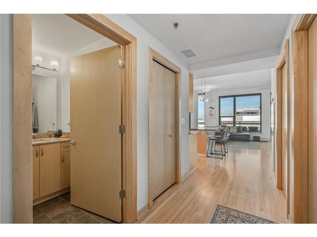 740 Portland Avenue #1008 Minneapolis MN 55415 6809667 image11