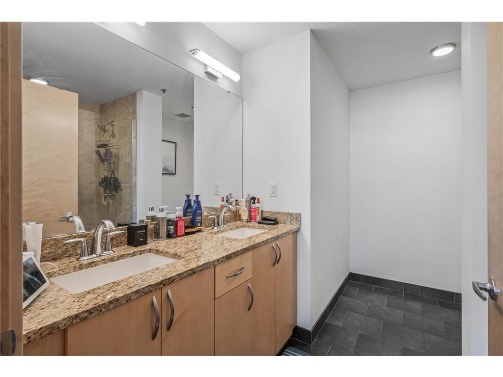 740 Portland Avenue #1008 Minneapolis MN 55415 6809667 image46