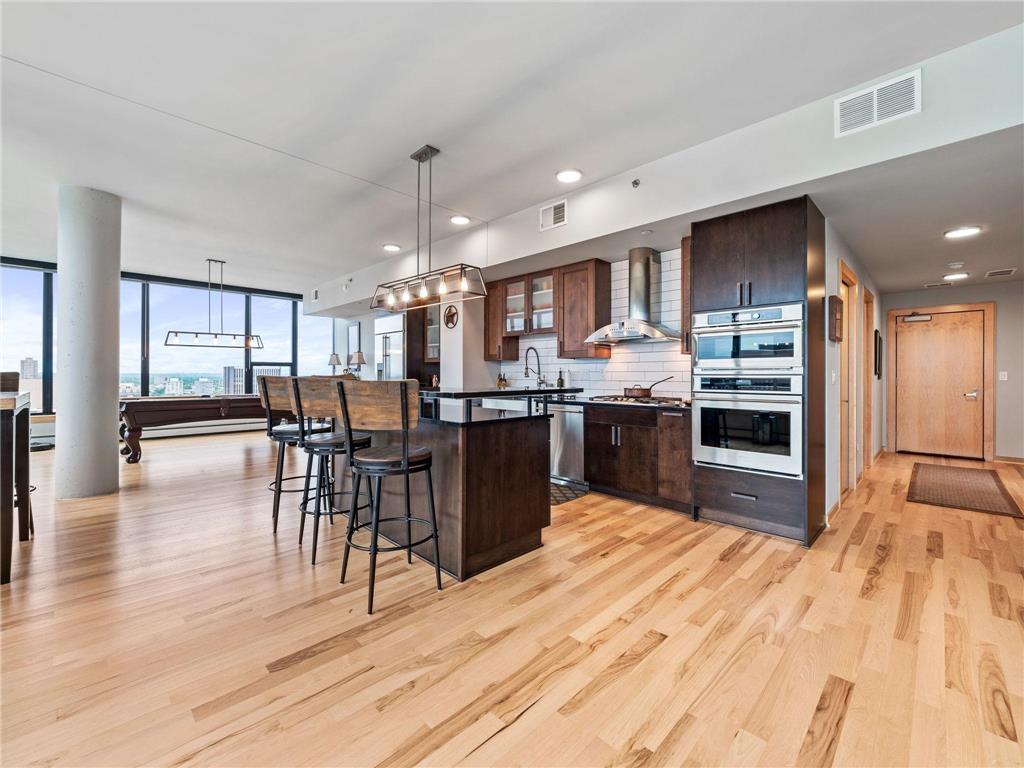 740 Portland Avenue #1411 Minneapolis MN 55415 6445574 image1