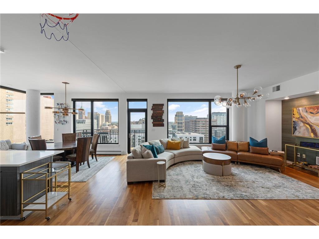 740 Portland Avenue #1517 Minneapolis MN 55415 7103653 image1