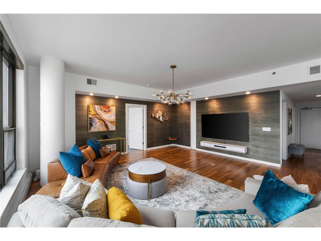 740 Portland Avenue #1517 Minneapolis MN 55415 7103653 image6