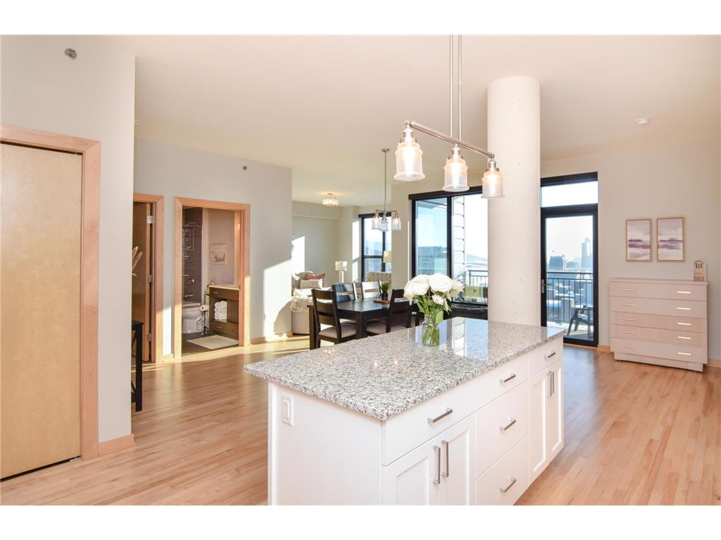 740 Portland Avenue #1612 Minneapolis MN 55415 6322559 image1
