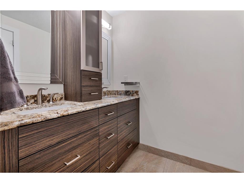 740 Portland Avenue #1614 Minneapolis MN 55415 7061385 image23