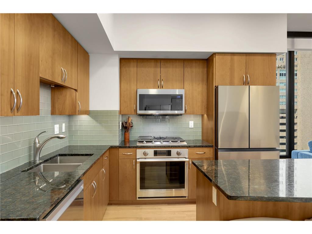 740 Portland Avenue #808 Minneapolis MN 55415 7085054 image11