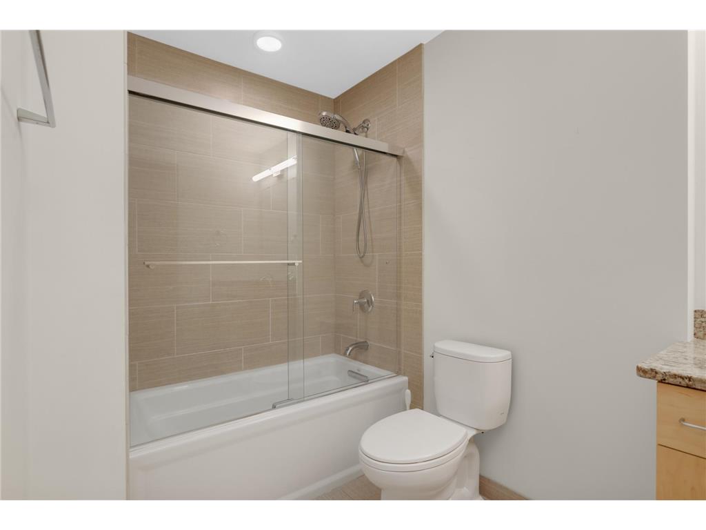 740 Portland Avenue #808 Minneapolis MN 55415 7085054 image29