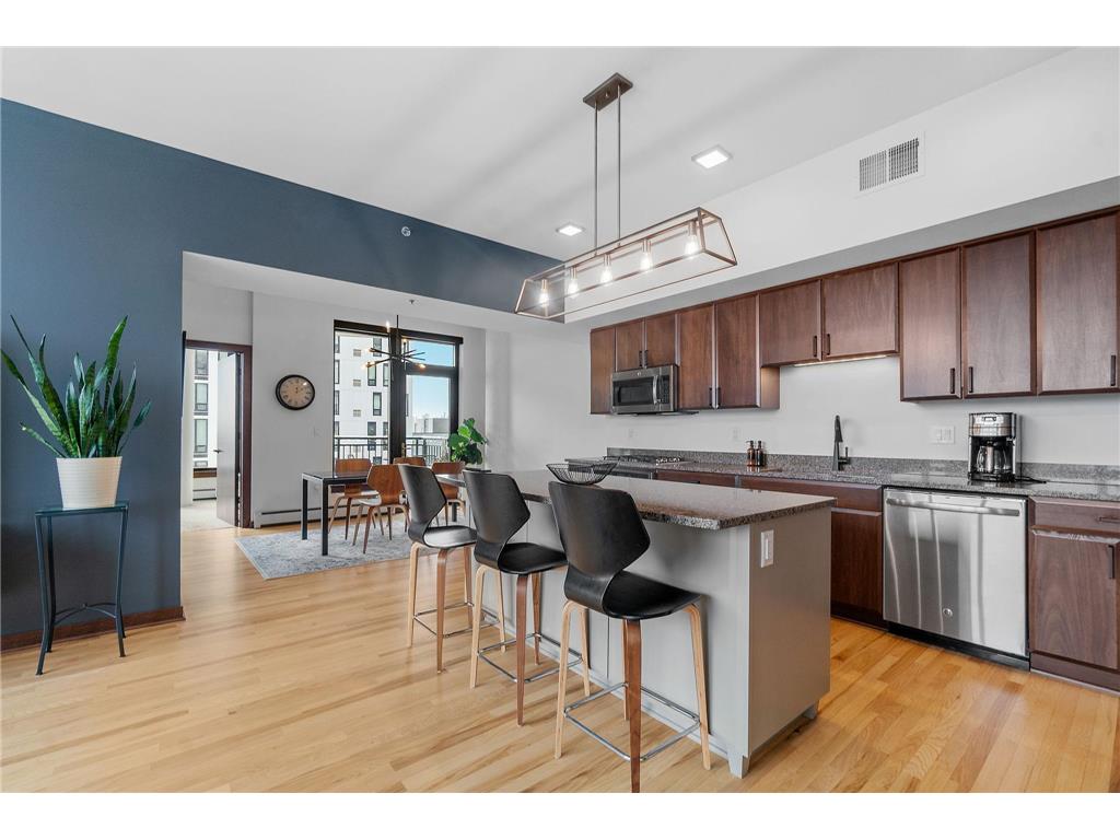 740 Portland Avenue #903 Minneapolis MN 55415 6368730 image1