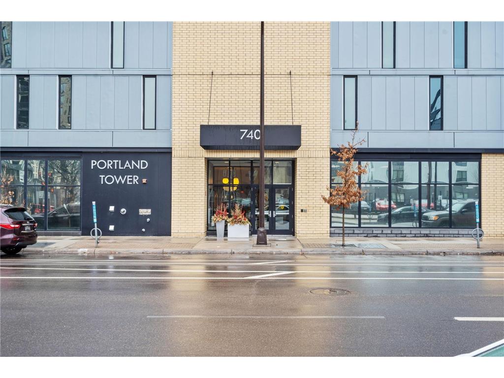 740 Portland Avenue #906 Minneapolis MN 55415 7024402 image1