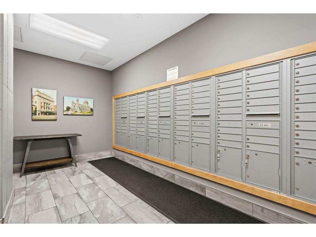 740 Portland Avenue #906 Minneapolis MN 55415 7024402 image15