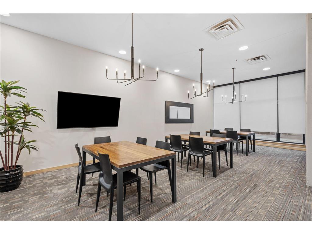 740 Portland Avenue #906 Minneapolis MN 55415 7024402 image16