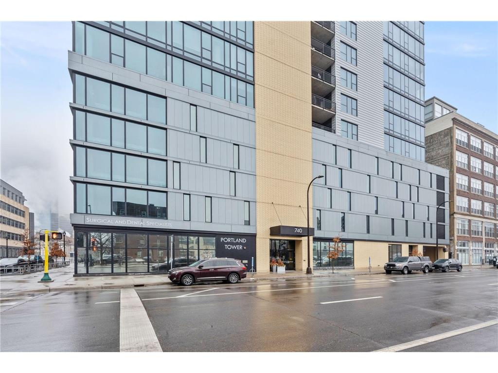 740 Portland Avenue #906 Minneapolis MN 55415 7024402 image2