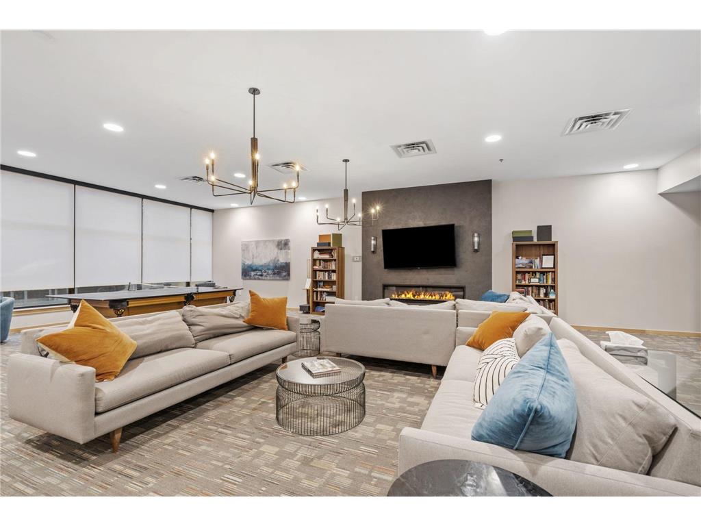 740 Portland Avenue #906 Minneapolis MN 55415 7024402 image20