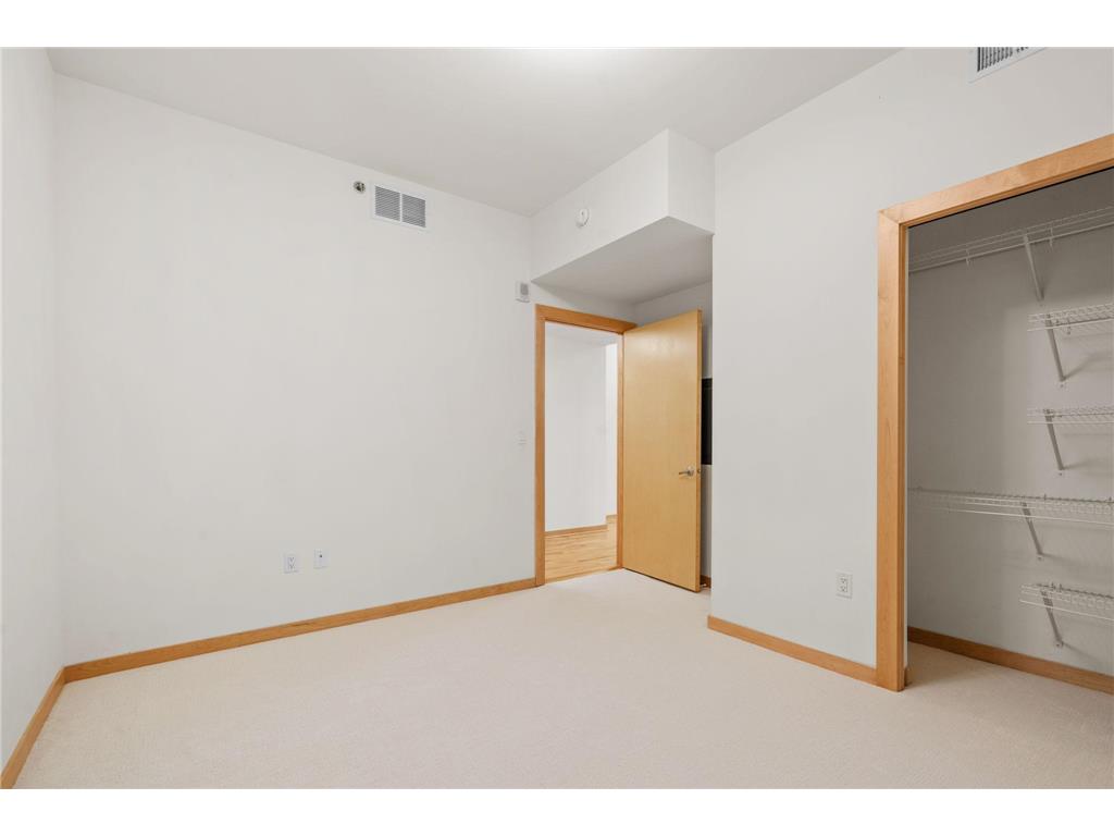 740 Portland Avenue #906 Minneapolis MN 55415 7024402 image52