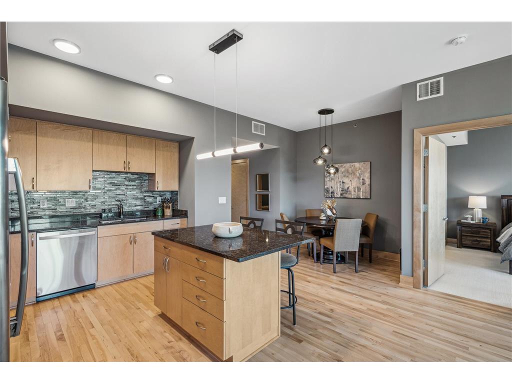 740 Portland Avenue S #806 Minneapolis MN 55415 6670727 image1