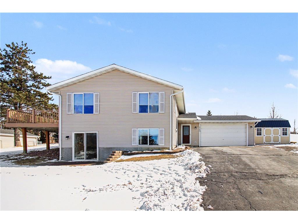740 S Maple Street Ellsworth WI 54011 7016601 image1