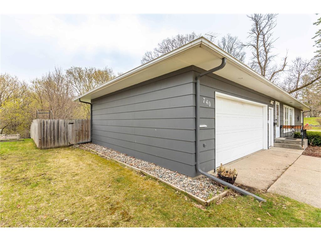 740 Springen Avenue Fergus Falls MN 56537 7059554 image40