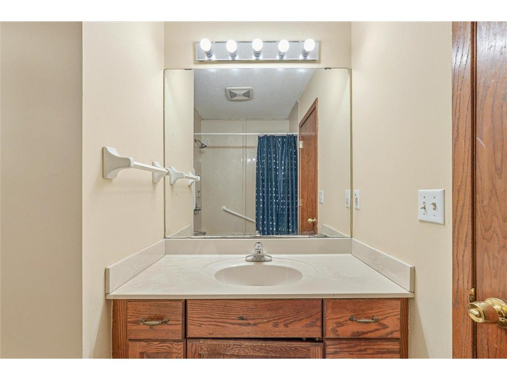 7400 Concerto Curve NE Fridley MN 55432 7088866 image17