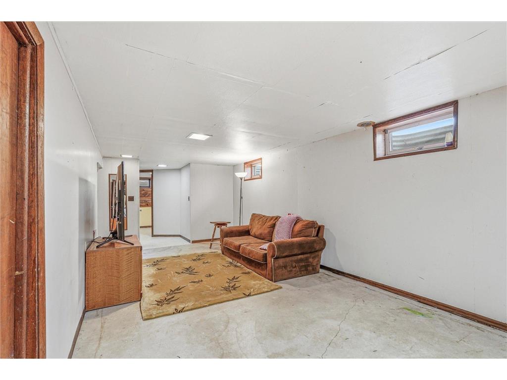 7400 Concerto Curve NE Fridley MN 55432 7088866 image23