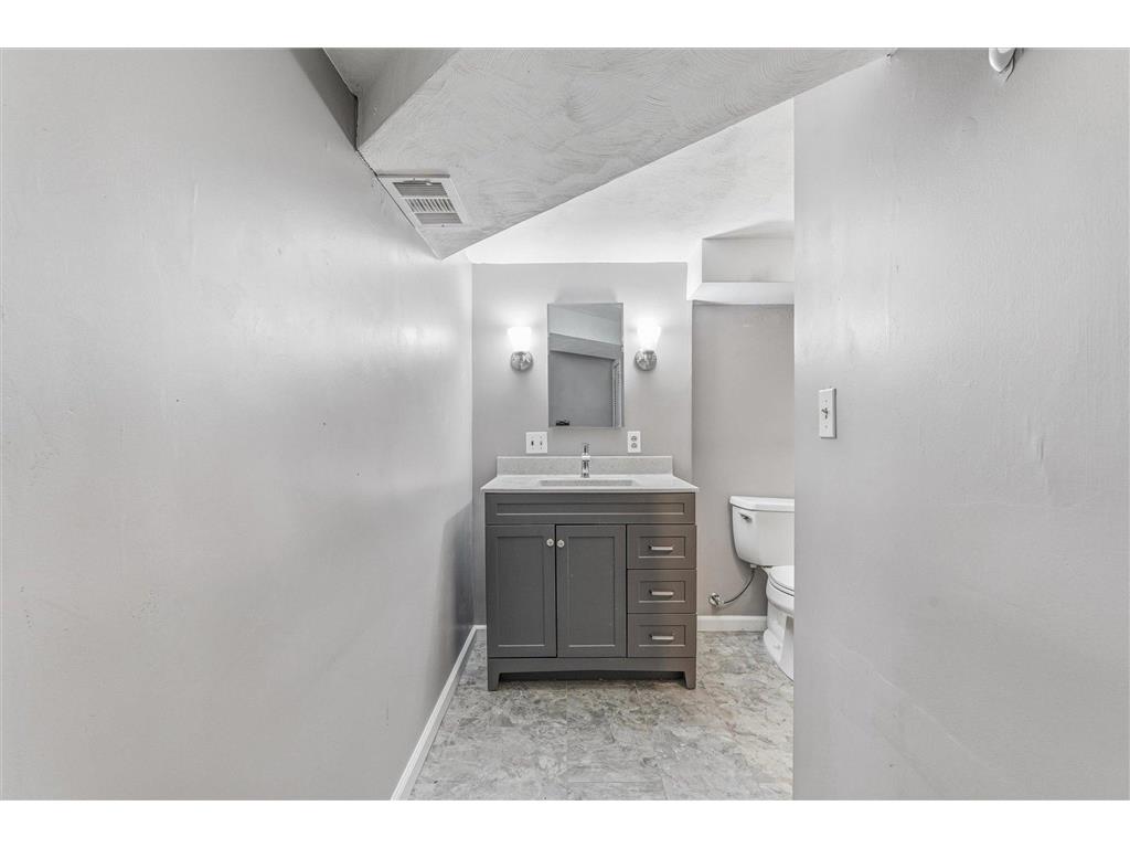 7400 Concerto Curve NE Fridley MN 55432 7088866 image24