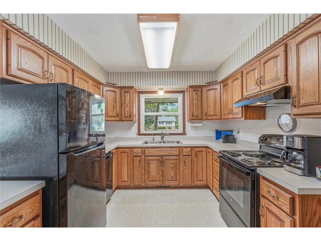 7400 Concerto Curve NE Fridley MN 55432 7088866 image9