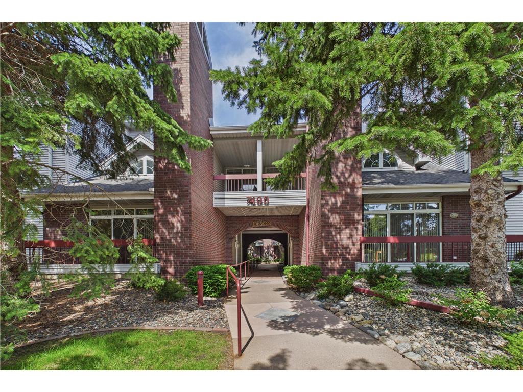 7400 Edinborough Way #5103 Edina MN 55435 - Centennial 7082813 image2