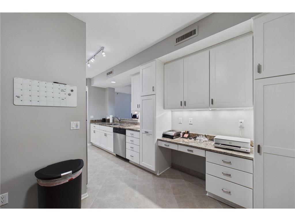 7400 Edinborough Way #5103 Edina MN 55435 - Centennial 7082813 image8
