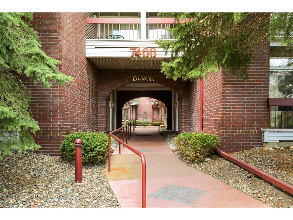 7400 Edinborough Way #5208 Edina MN 55435 6608365 image1