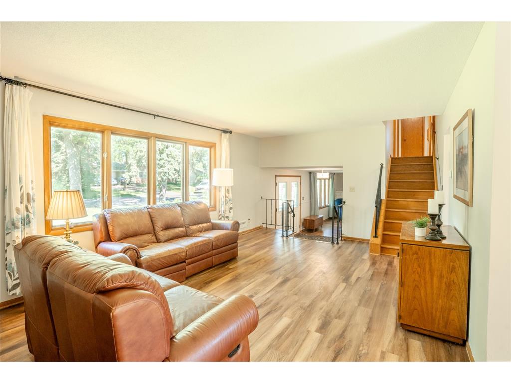 7400 Major Avenue N Brooklyn Park MN 55443 7069716 image3