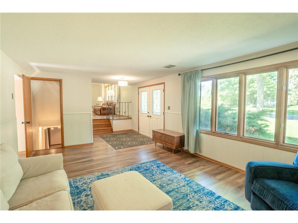 7400 Major Avenue N Brooklyn Park MN 55443 7069716 image9