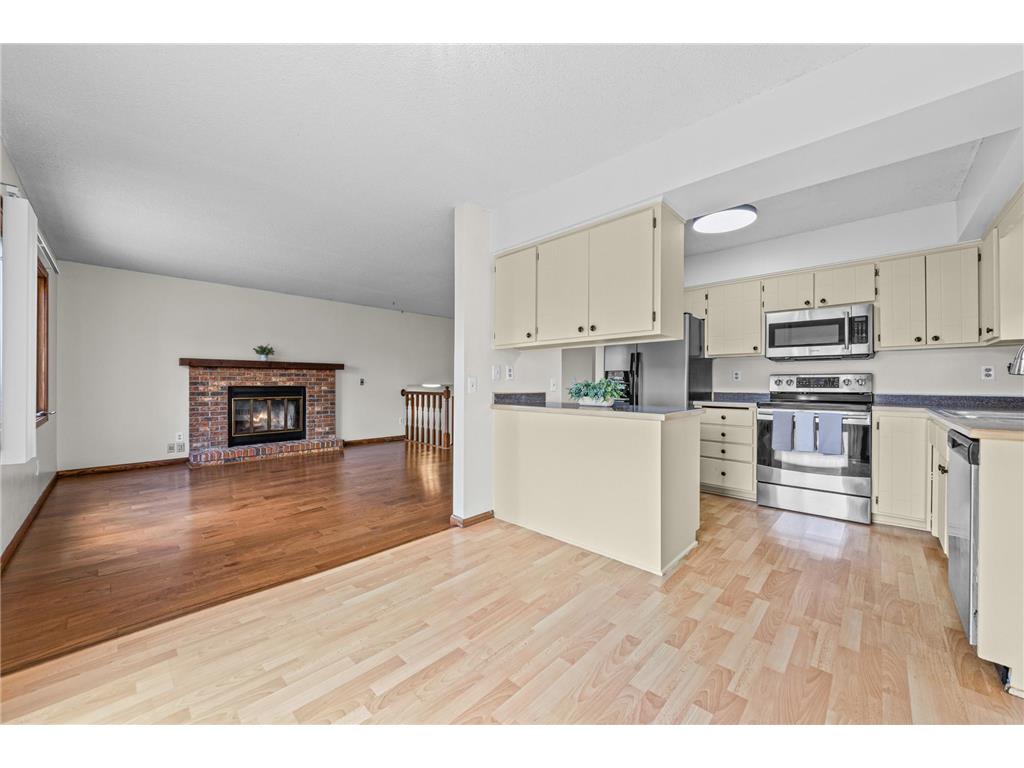 7401 75th Avenue N Brooklyn Park MN 55428 7065012 image10