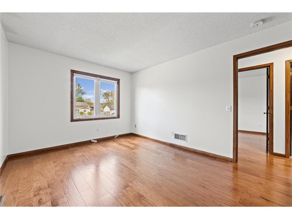 7401 75th Avenue N Brooklyn Park MN 55428 7065012 image18