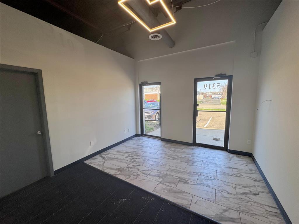 7401 Bush Lake Road Edina MN 55439 6717335 image3