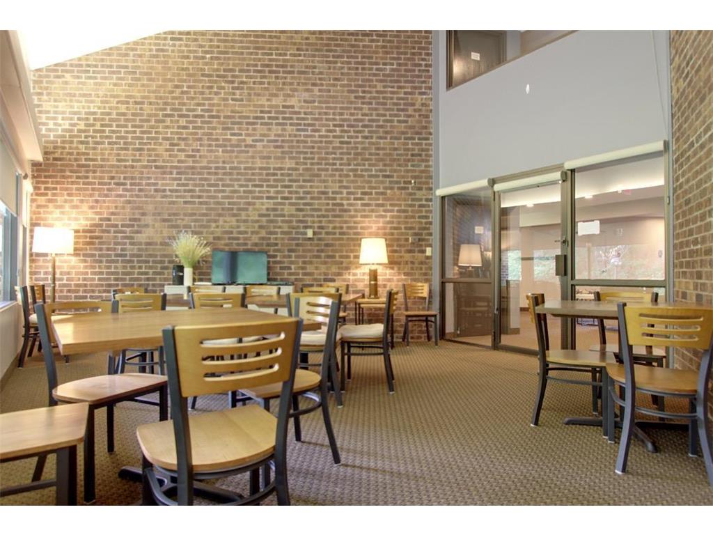 7401 W 101st Street #121 Bloomington MN 55438 7025454 image18