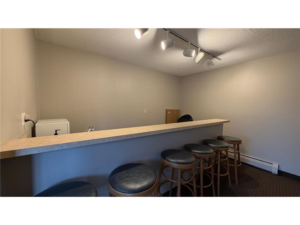 7401 W 101st Street #121 Bloomington MN 55438 7025454 image20