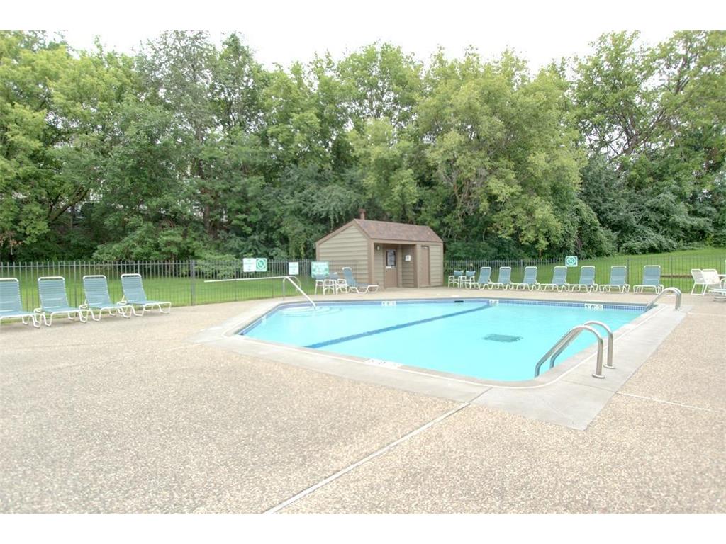 7401 W 101st Street #121 Bloomington MN 55438 7025454 image21