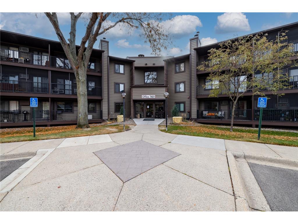 7401 W 101st Street 217, Bloomington, MN, 55438 MLS 6307679 Edina