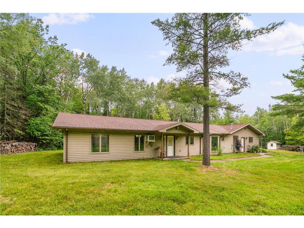 7402 E County Road E Amnicon Twp WI 54874 6579907 image1