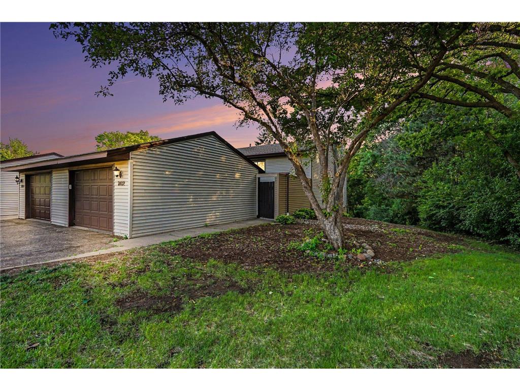 7402 Germane Trail Apple Valley MN 55124 7089520 image1