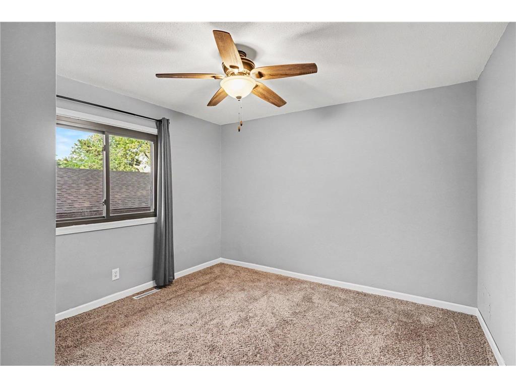 7402 Germane Trail Apple Valley MN 55124 7089520 image17