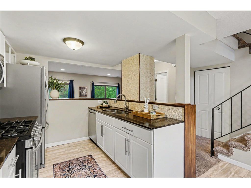 7402 Germane Trail Apple Valley MN 55124 7089520 image3
