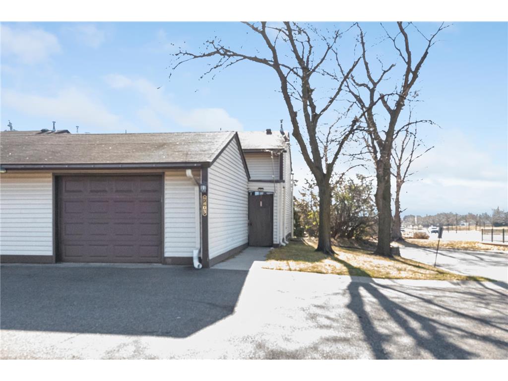 7403 142nd Street Court Apple Valley MN 55124 6820907 image1
