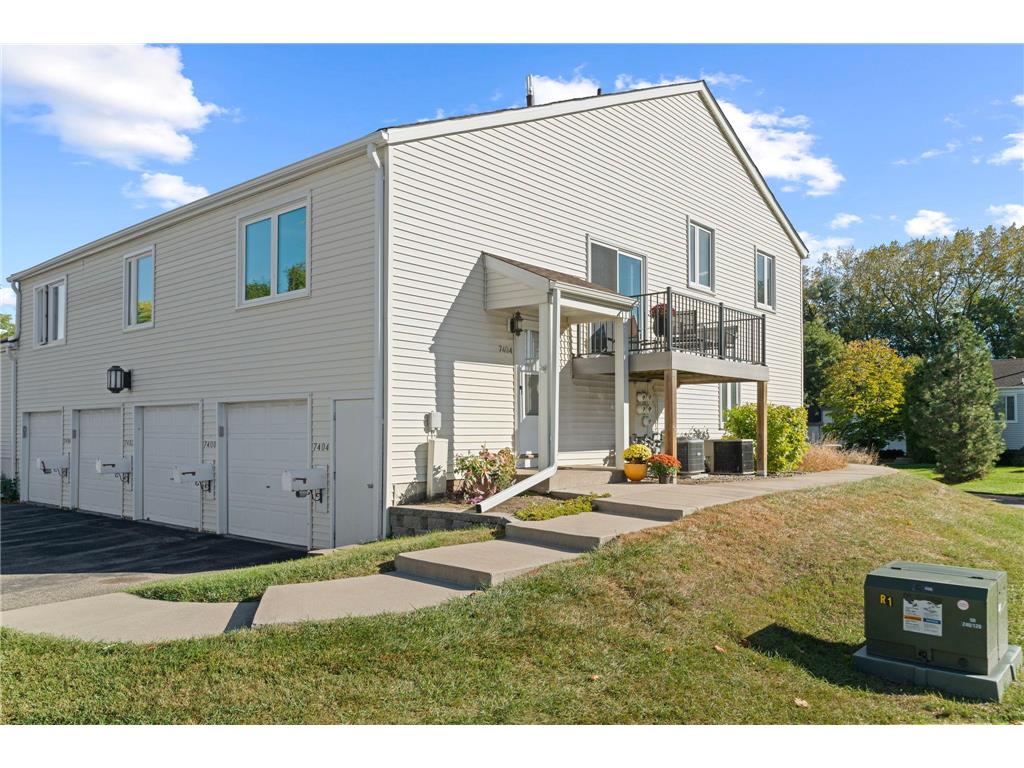 7404 Landau Drive Bloomington MN 55438 7052031 image14