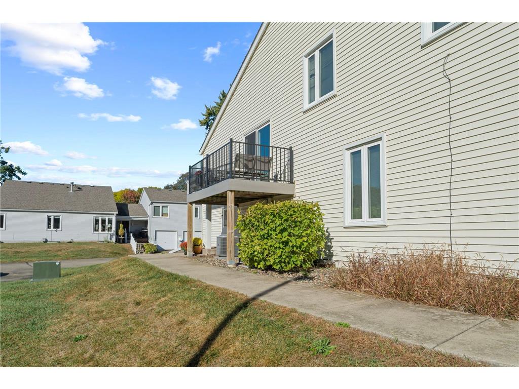 7404 Landau Drive Bloomington MN 55438 7052031 image16