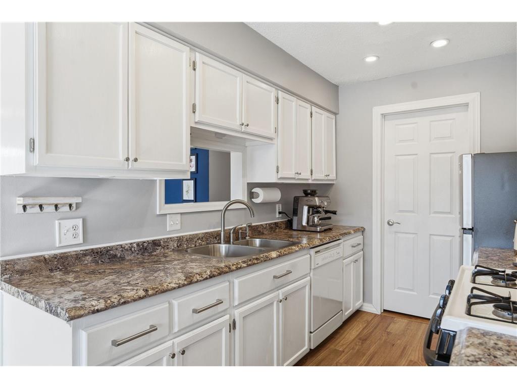 7404 Landau Drive Bloomington MN 55438 7052031 image6