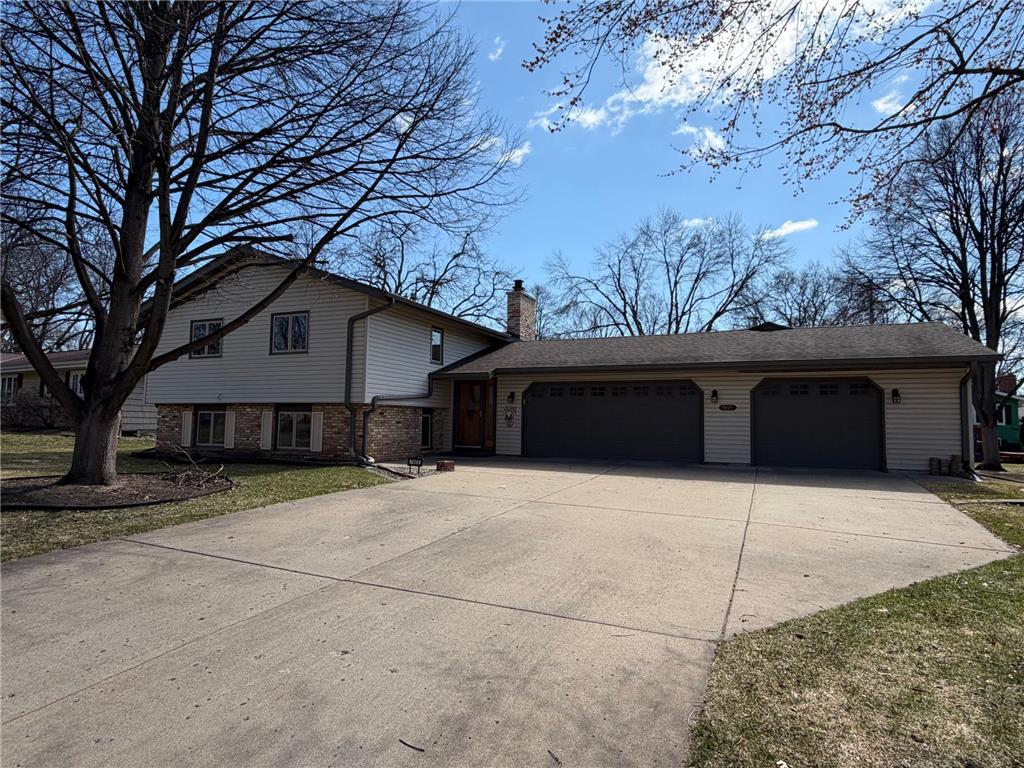 7405 Concerto Curve NE Fridley MN 55432 7049220 image1