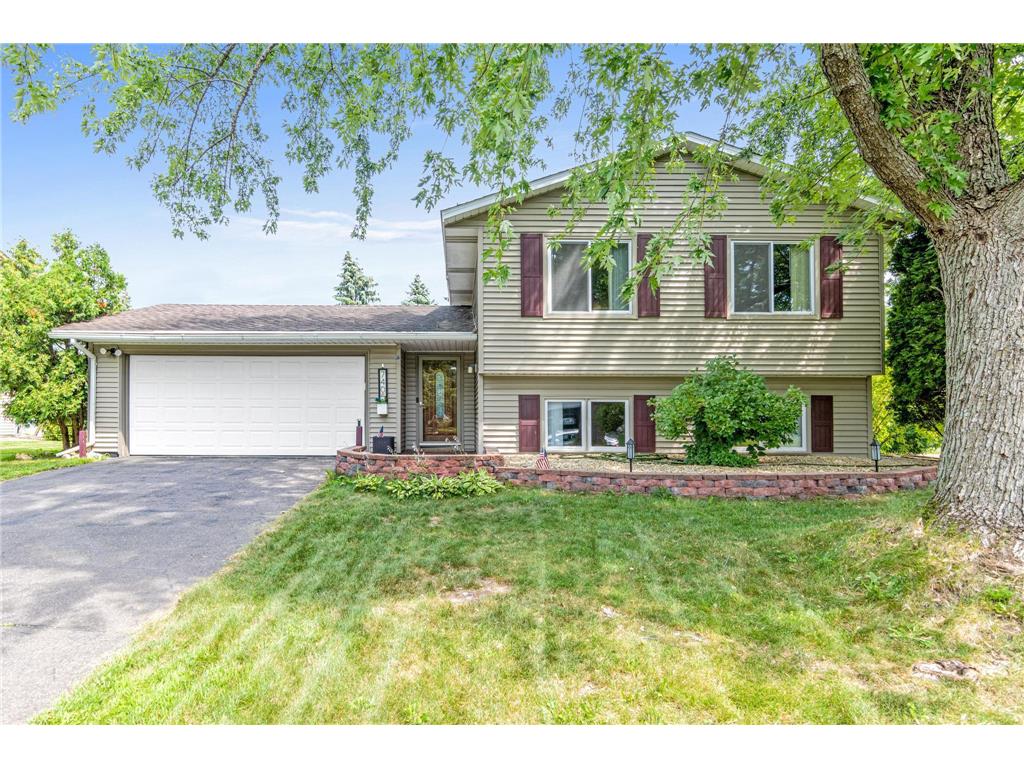 7405 Iverson Avenue S Cottage Grove MN 55016 6411952 image1