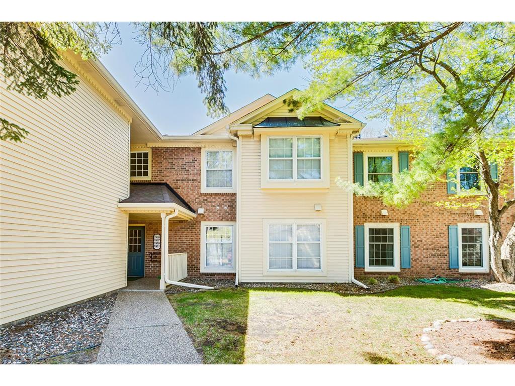 7405 W 110th Street Bloomington MN 55438 6519661 image1